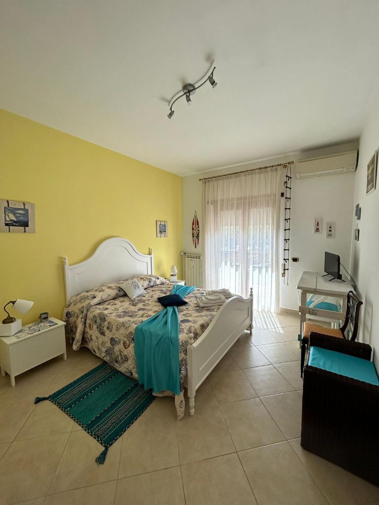 La Dimora Di Livia Aparthotel Лидо ди Остия Екстериор снимка